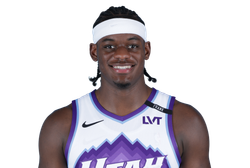 Taylor Hendricks headshot